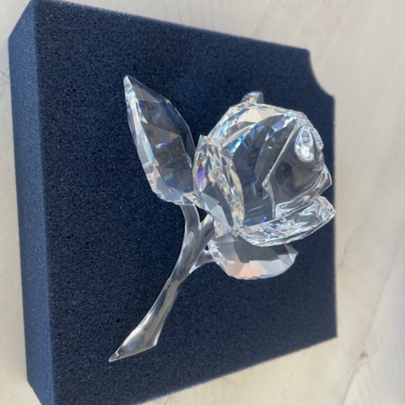 SWAROVSKI ROSE BLOSSOM #0890289 NIB - Picture 3 of 14